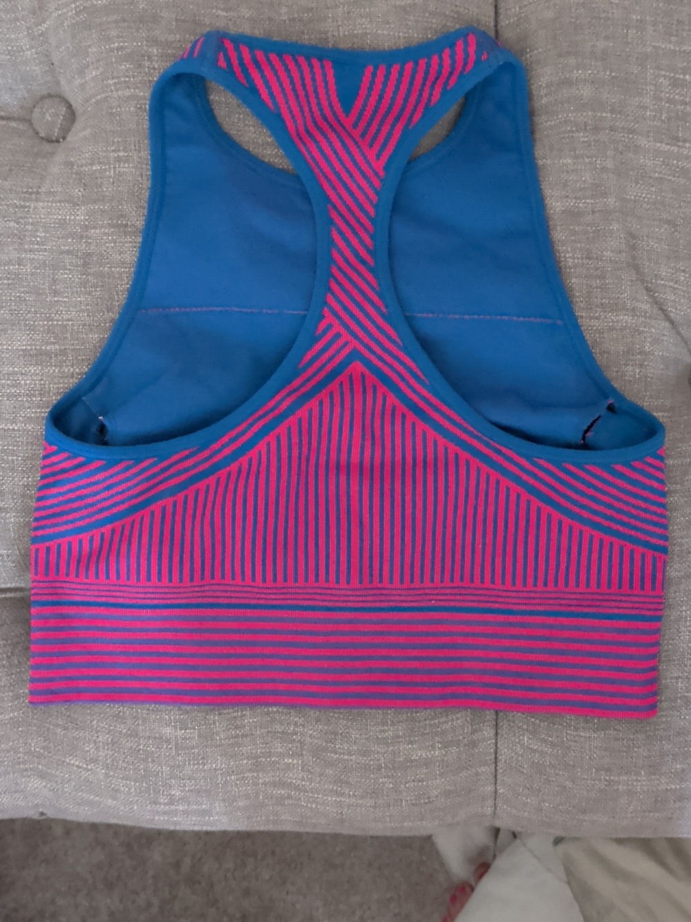 New Fabletics Seamless Stripe Spandex Top - Picture 3 of 3